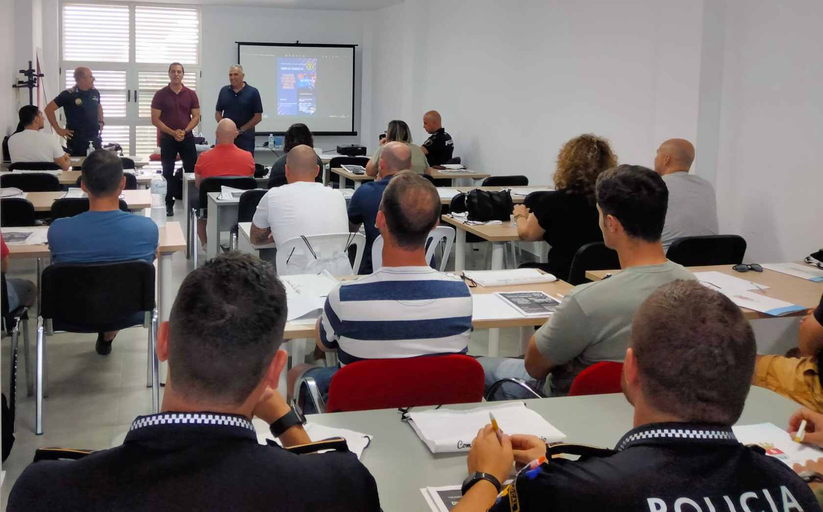San Fulgencio Local Police officers are trained to deal with possible cases of occupation